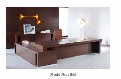 Wooden Front Office Executive Table 